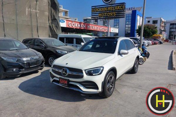 MERCEDES GLC
